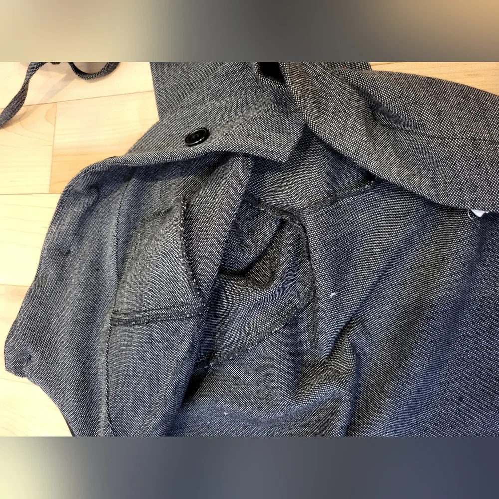 EUC Camela Mè Gray and Black Jacket - Picture 16 of 16